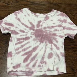Garage- (Stormi Tee) pink and white tie die tee shirt